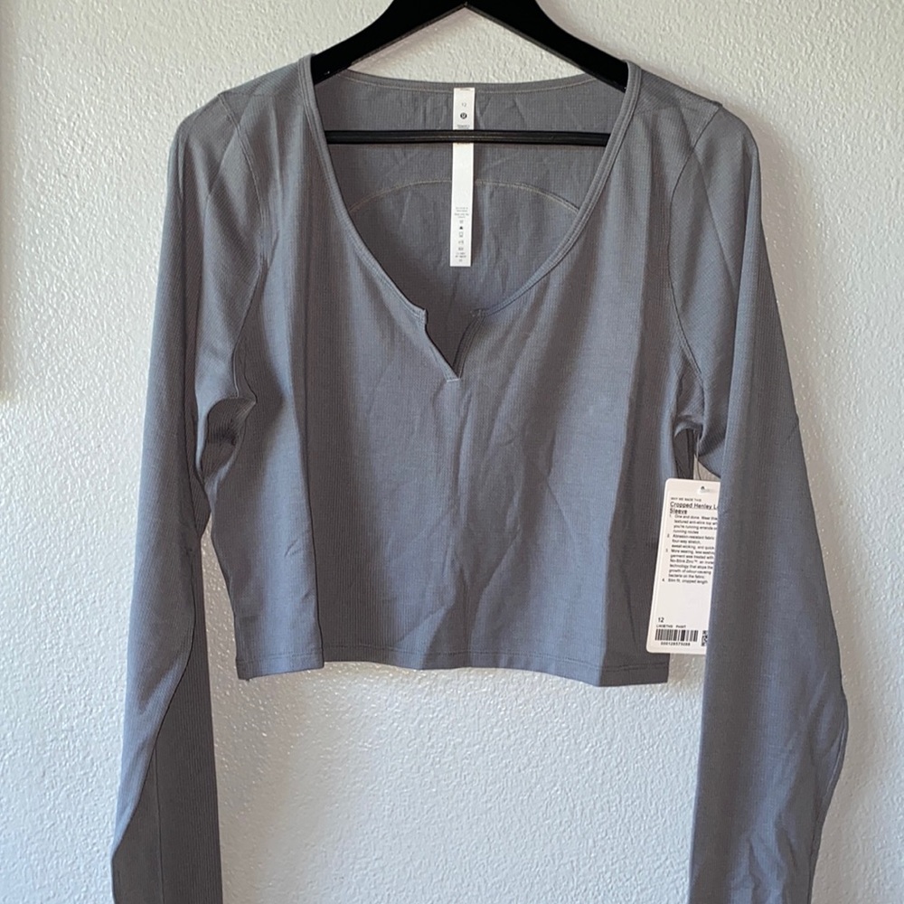 Cropped Henley long sleeve shirt